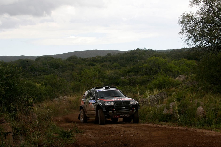Rajd Dakar 2011: awans Hołowczyca (2.etap, wyniki, fot. Willy Weyens)