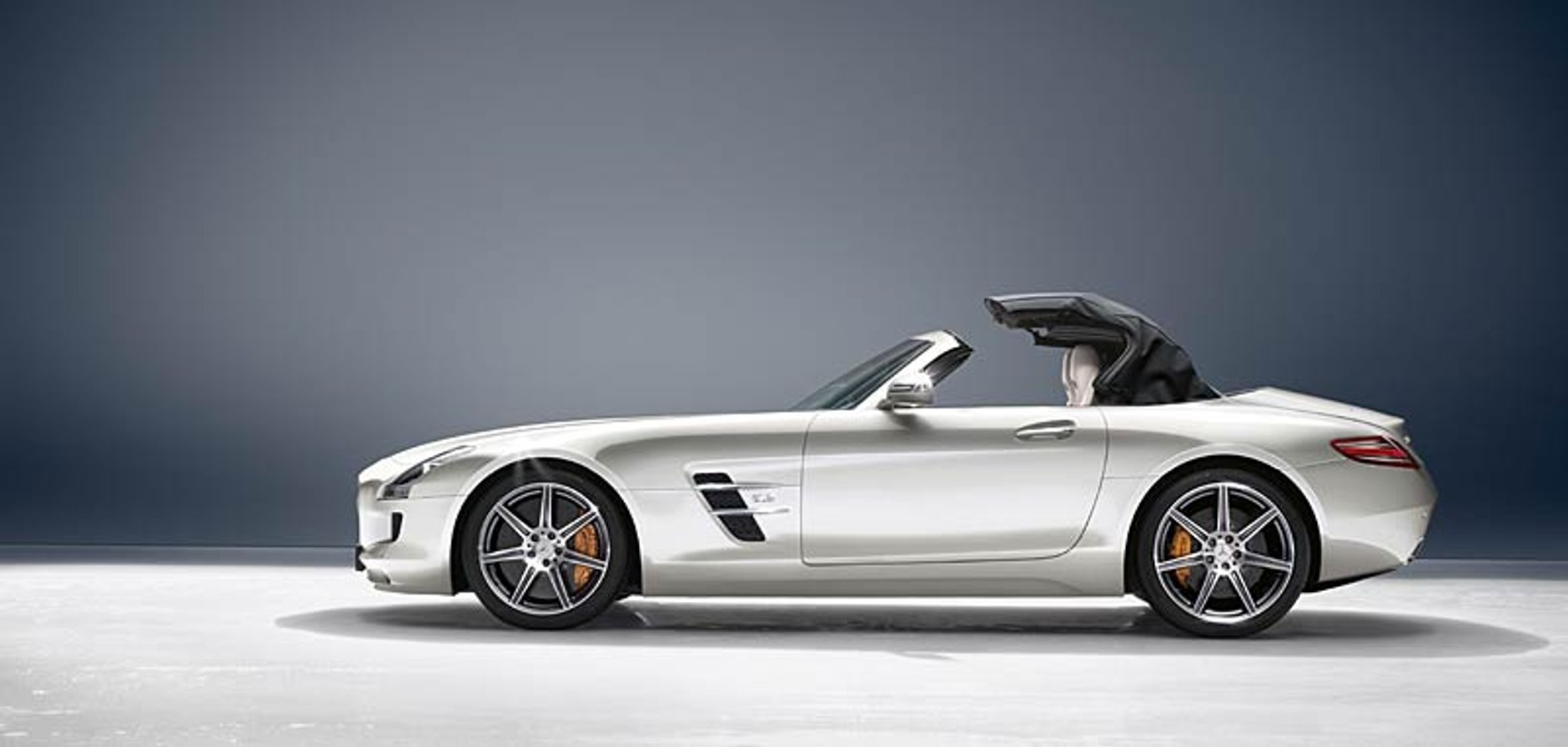 Gullwing bez dachu, czyli Mercedes-Benz SLS AMG Roadster