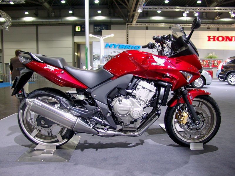 AMI/AMITEC 2008: motocykle i skutery (fotogaleria)