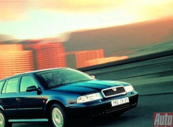 Skoda 440 oraz Skoda Octavia - Między wschodem a zachodem