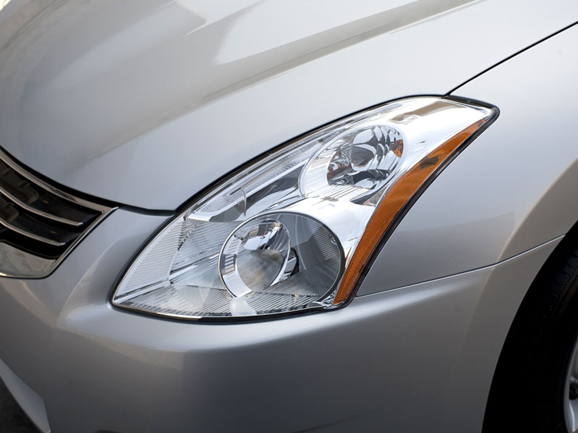 Nissan Altima 2010: amerykański facelifting na rok 2010