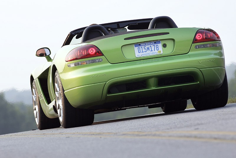 Dodge Viper SRT10: model 2008 już w produkcji (wideo)