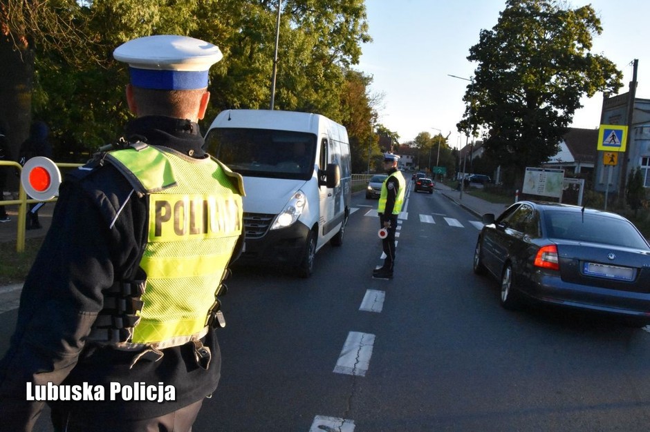 Policjanci sprawdzili kilkuset kierowców