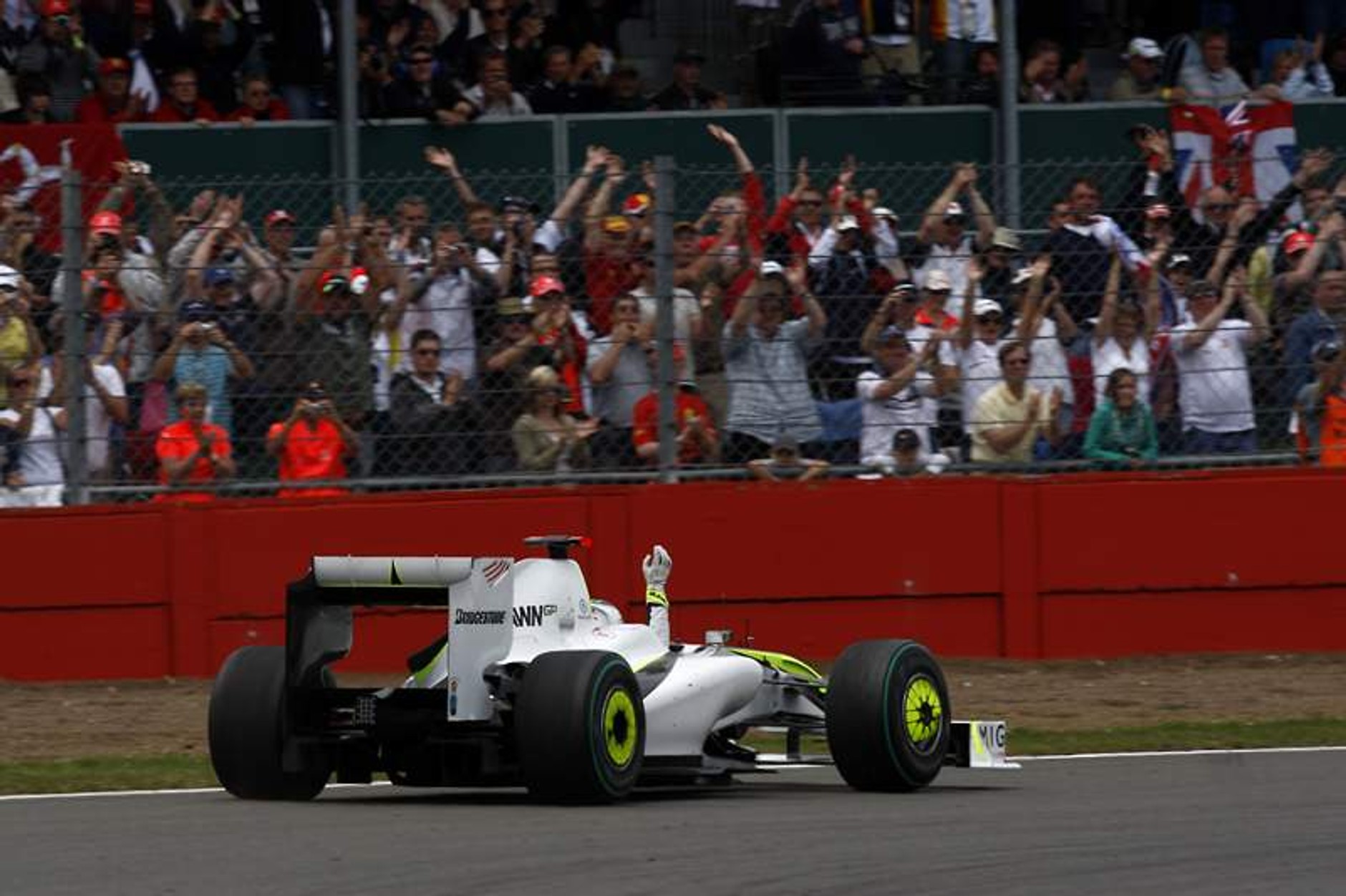 Grand Prix Wielkiej Brytanii 2009: trzeci triumf Vettela (fotogaleria)