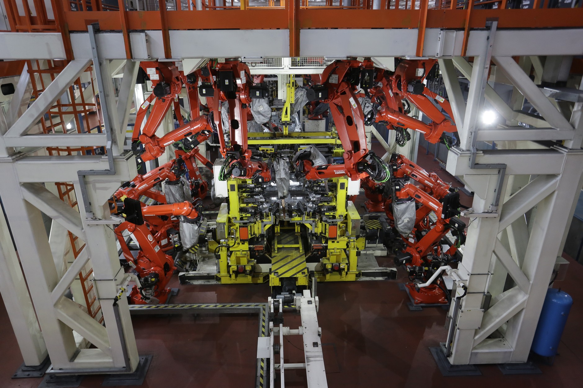 Fabryka Fiata w Tychach: etapy produkcji „500” na spawalni