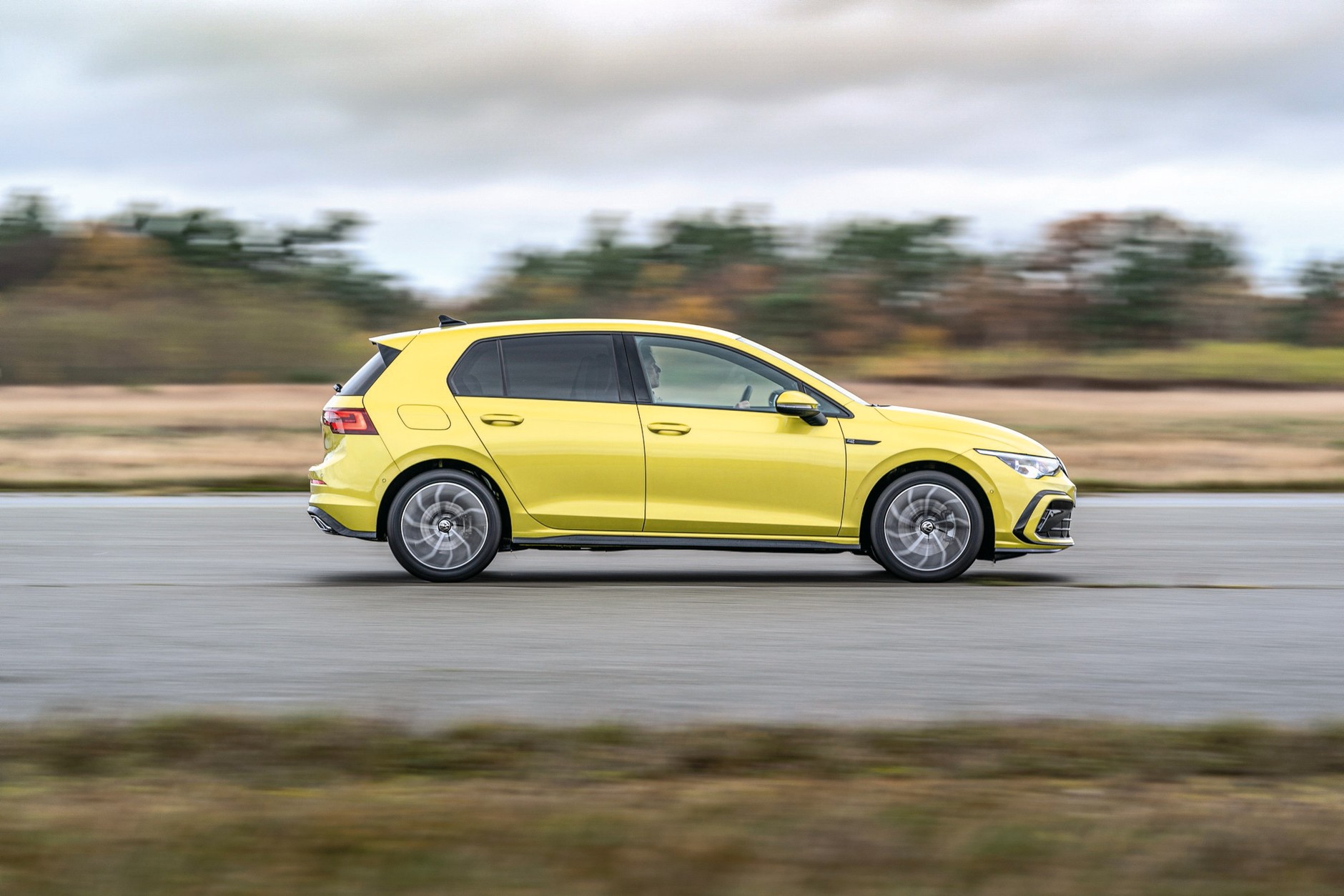 Porównanie kompaktów: Ford Focus 1.0 EcoBoost Hybrid, Mazda 3 Skyactiv-G, Hyundai i30 1.5 T-GDI iMT, VW Golf 1.5 eTSI