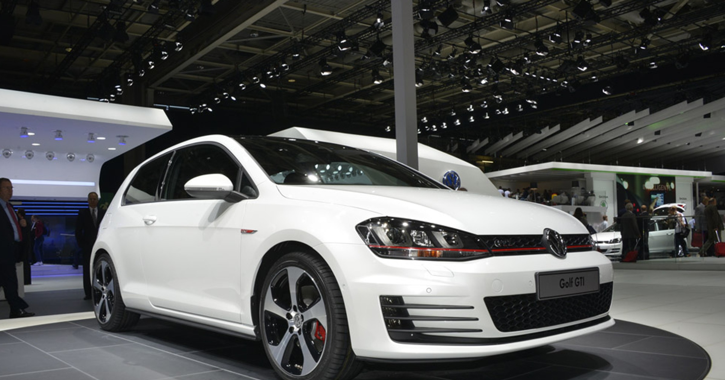 Volkswagen Golf GTI ma się dobrze