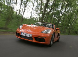 Porsche 718 Boxster S - mniej cylindrów, więcej mocy