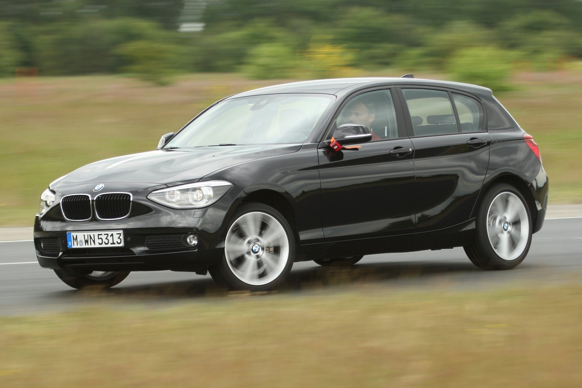 Porównanie: BMW 125i, Ford Focus ST, Mercedes A 250 Sport i VW Golf GTI