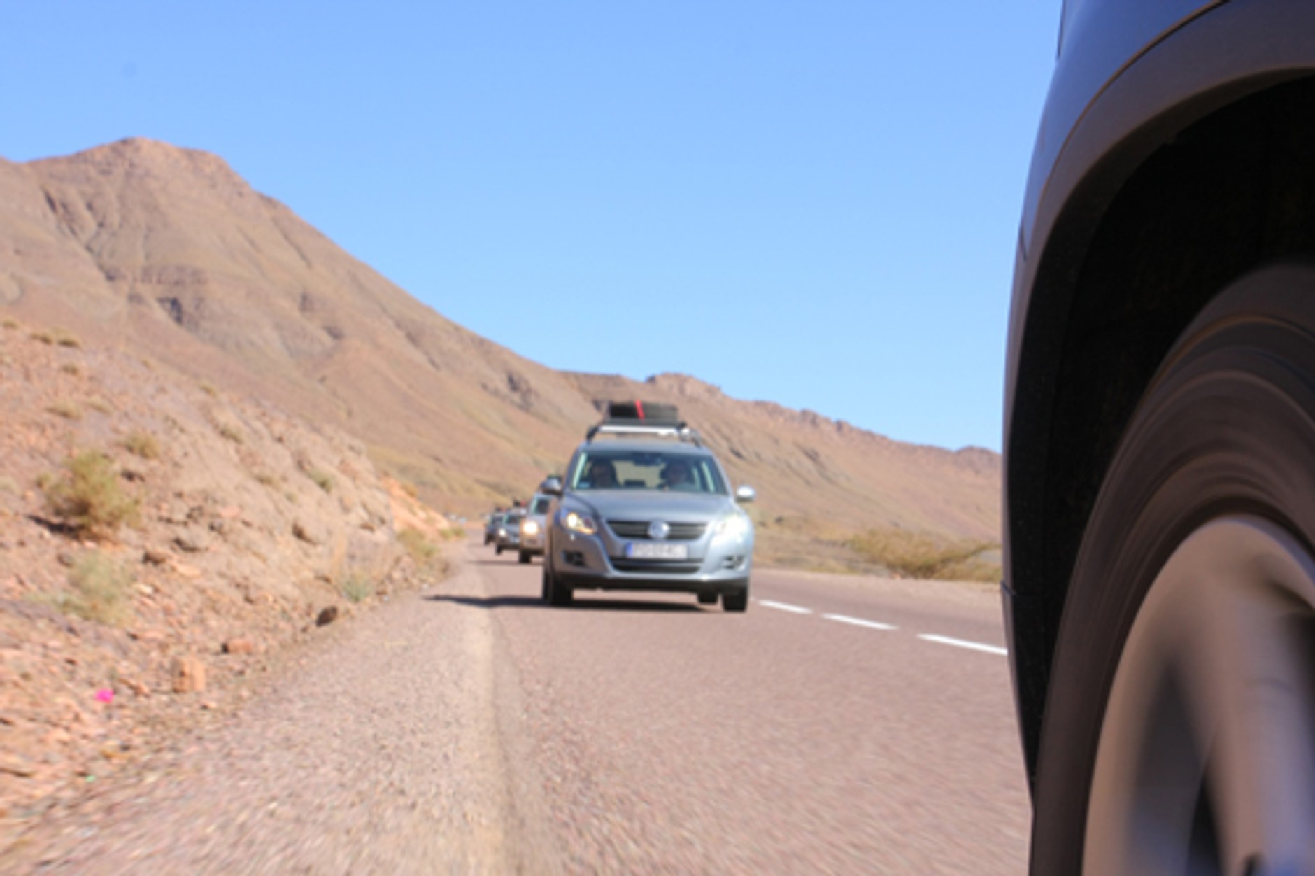 Maroko zza szyb Tiguana