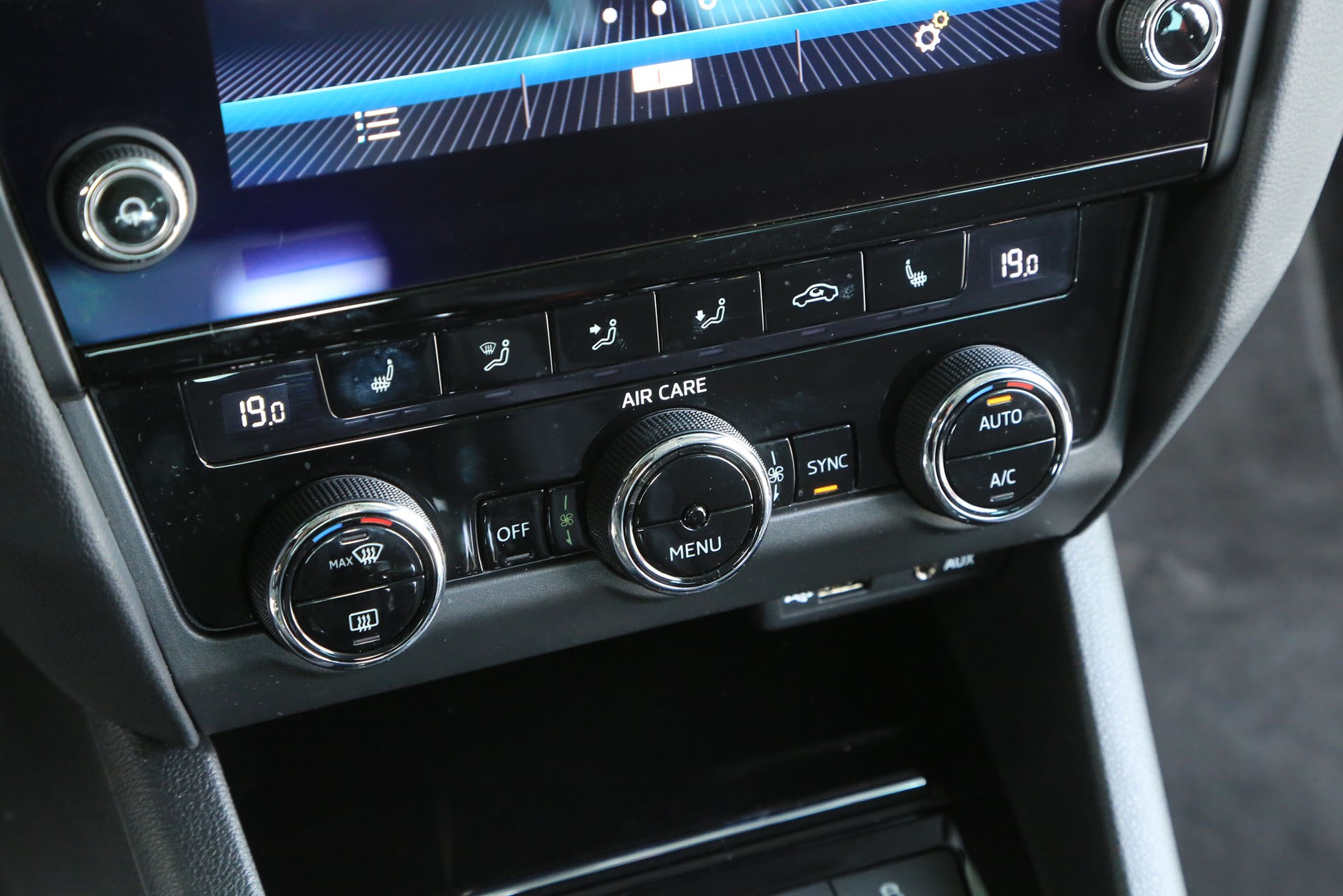 Skoda Octavia Scout 1.8 TSI - kosztuje jak SUV, a jeździ dużo lepiej