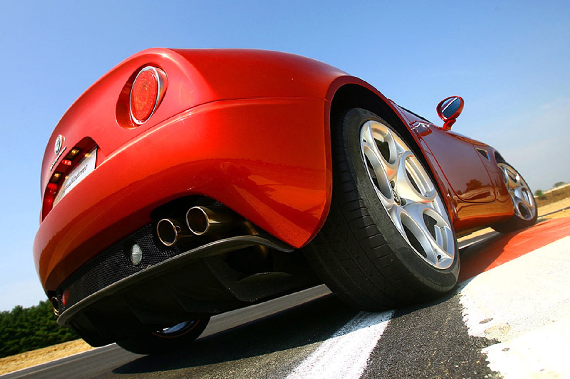 Alfa Romeo 8C Competizione GTA – premiera w czerwcu 2010