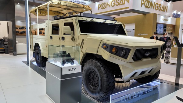 Wojskowa Kia KLTV - Koreańczycy mają swojego Humvee