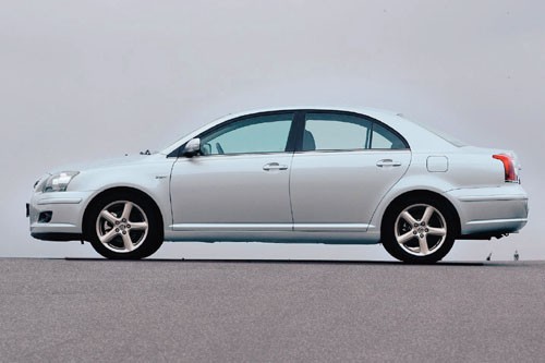 Vw Passat, Volvo S60, Toyota Avensis, Peugeot 407 - Starcie diesli o dużej mocy