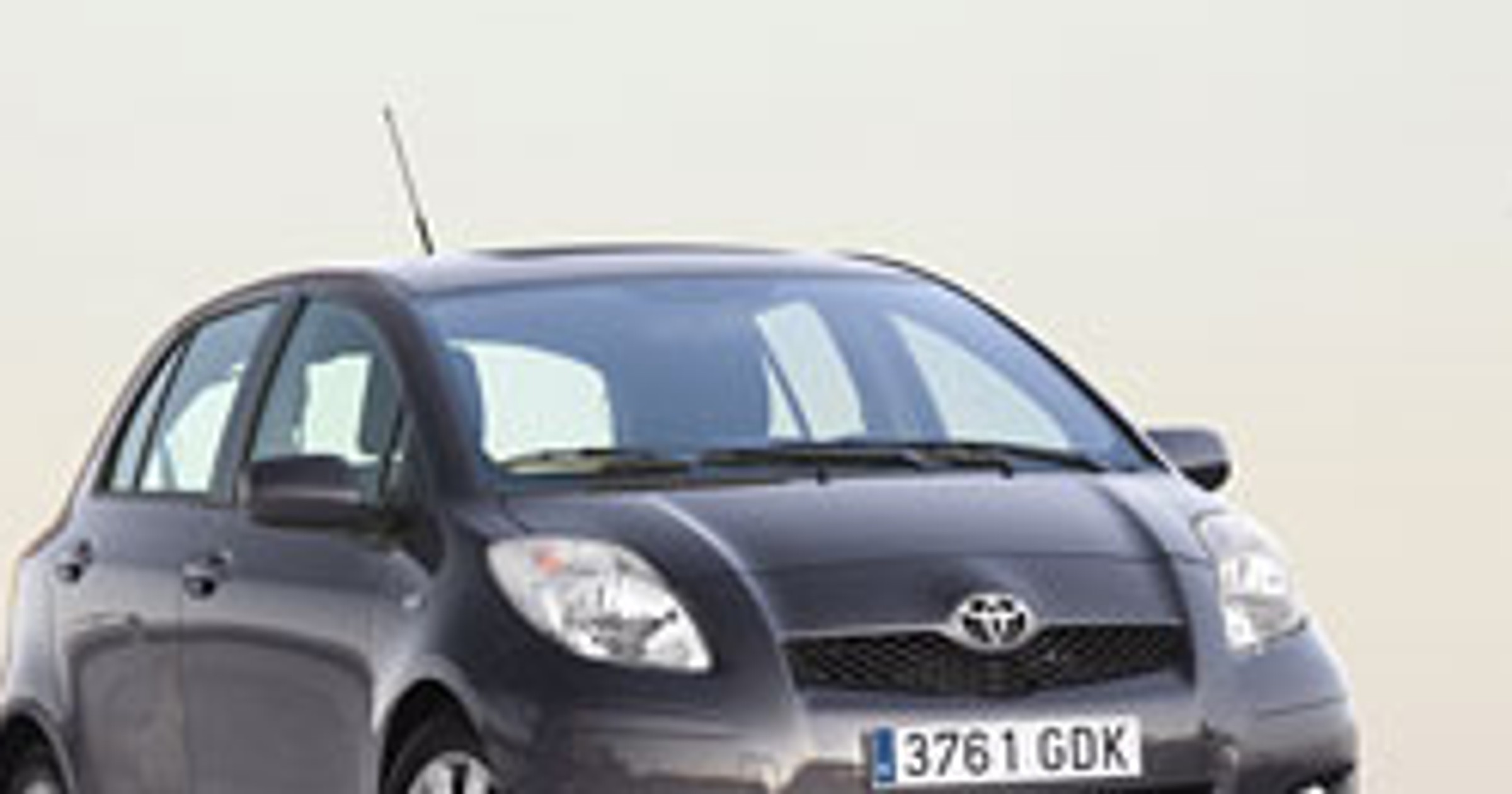 Bolonia 2008: Toyota Yaris FL, nowy silnik 1,33 Dual VVT-i i niższe zużycie paliwa