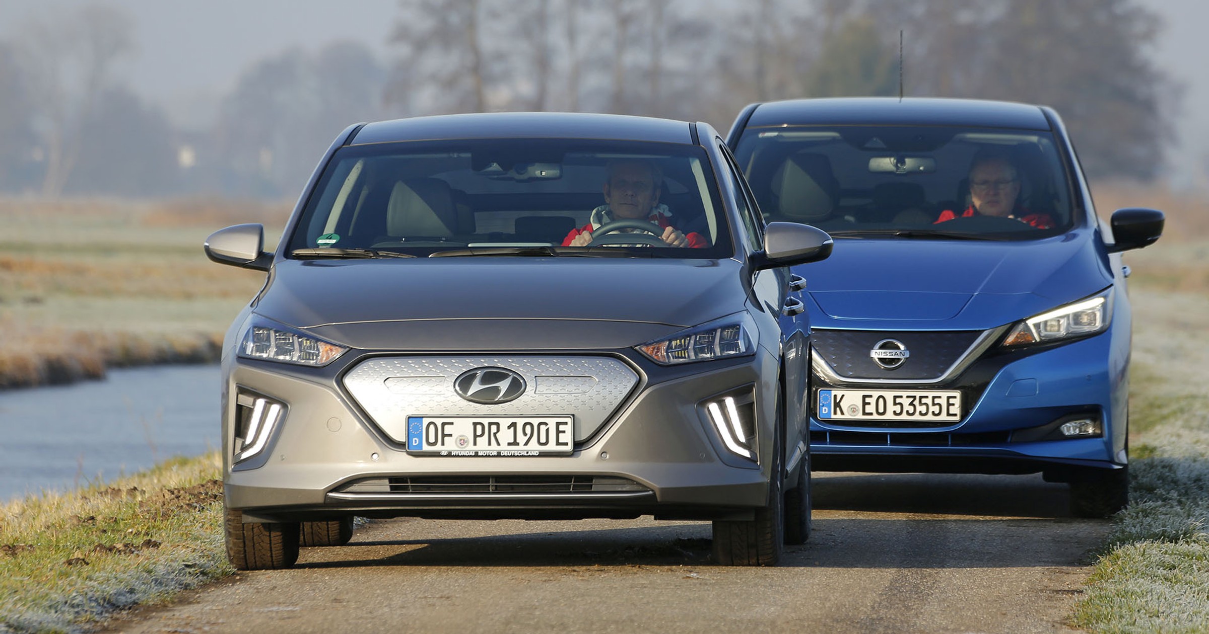 Hyundai Ioniq kontra Nissan Leaf - auta elektryczne dla ludu