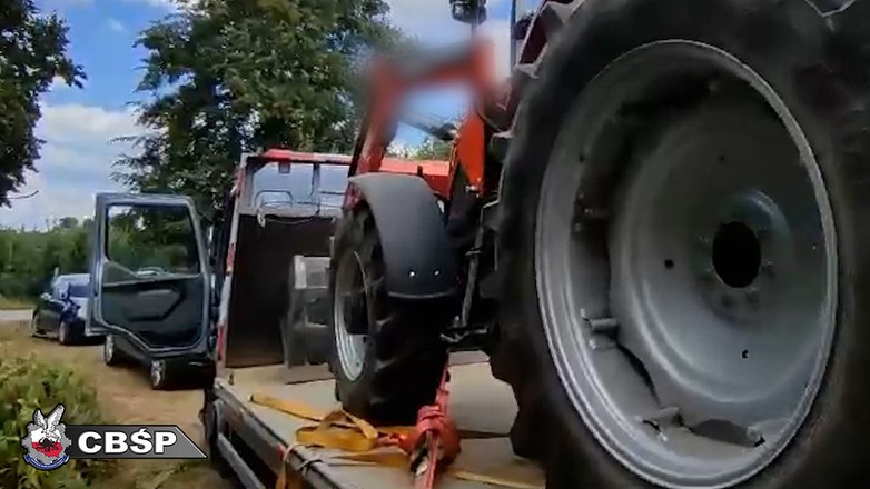 Kradli pojazdy i robili z nich "klony"