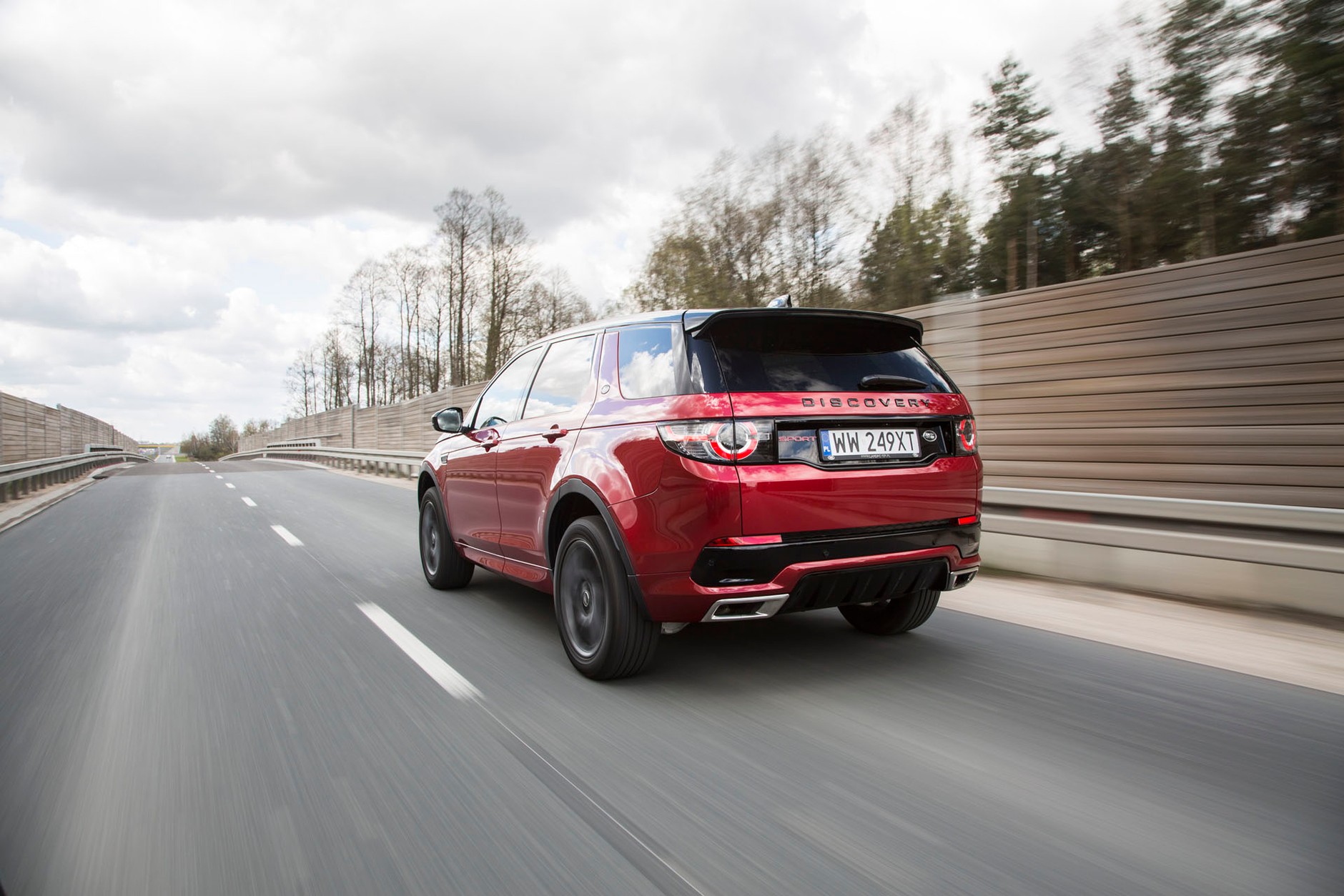 Land Rover Discovery Sport Si4 - styl, komfort i dużo miejsca