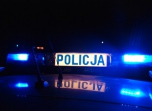 Zauważyli samochód poruszający się "wężykiem". Kierowca trafi przed sąd