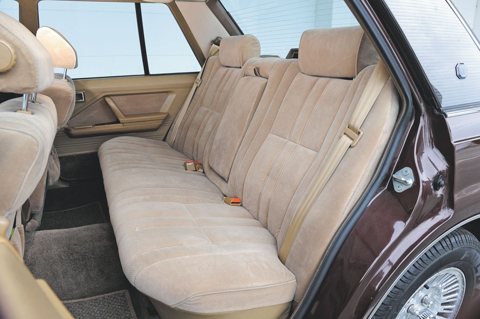 Toyota Crown Super Saloon 2.8i
