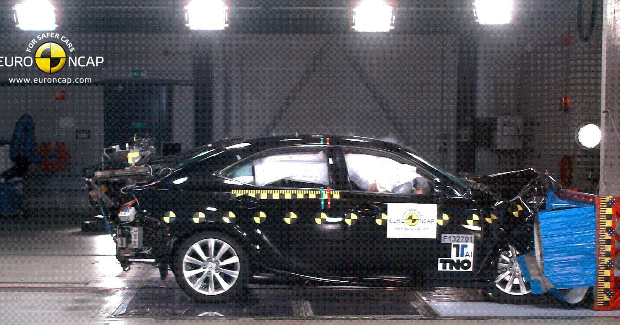 EuroNCAP: nowy Lexus IS na pięć gwiazdek