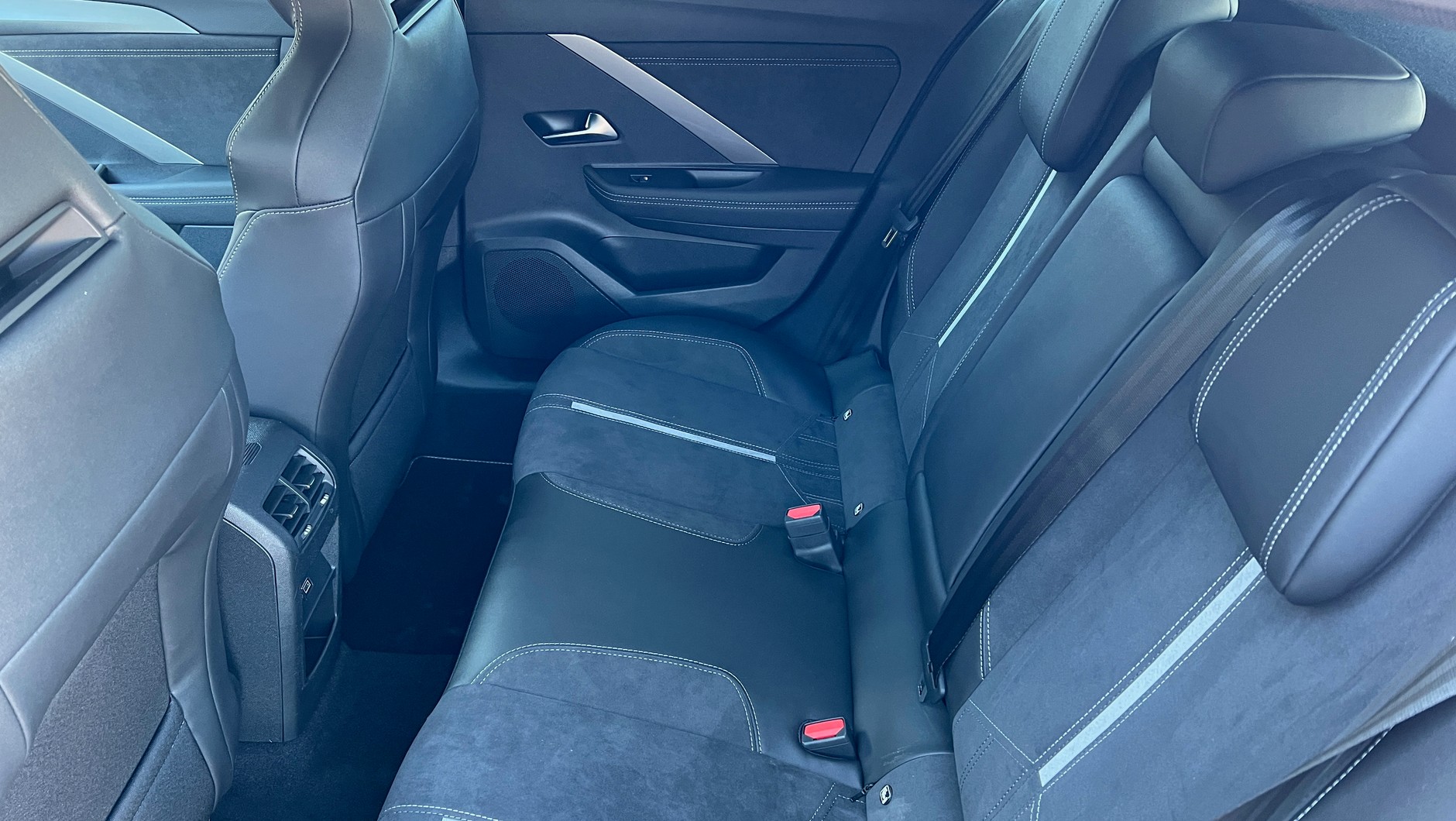 Opel Astra GSe 2023