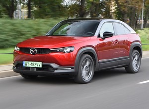 Mazda MX-30 - z prądem, ale pod prąd