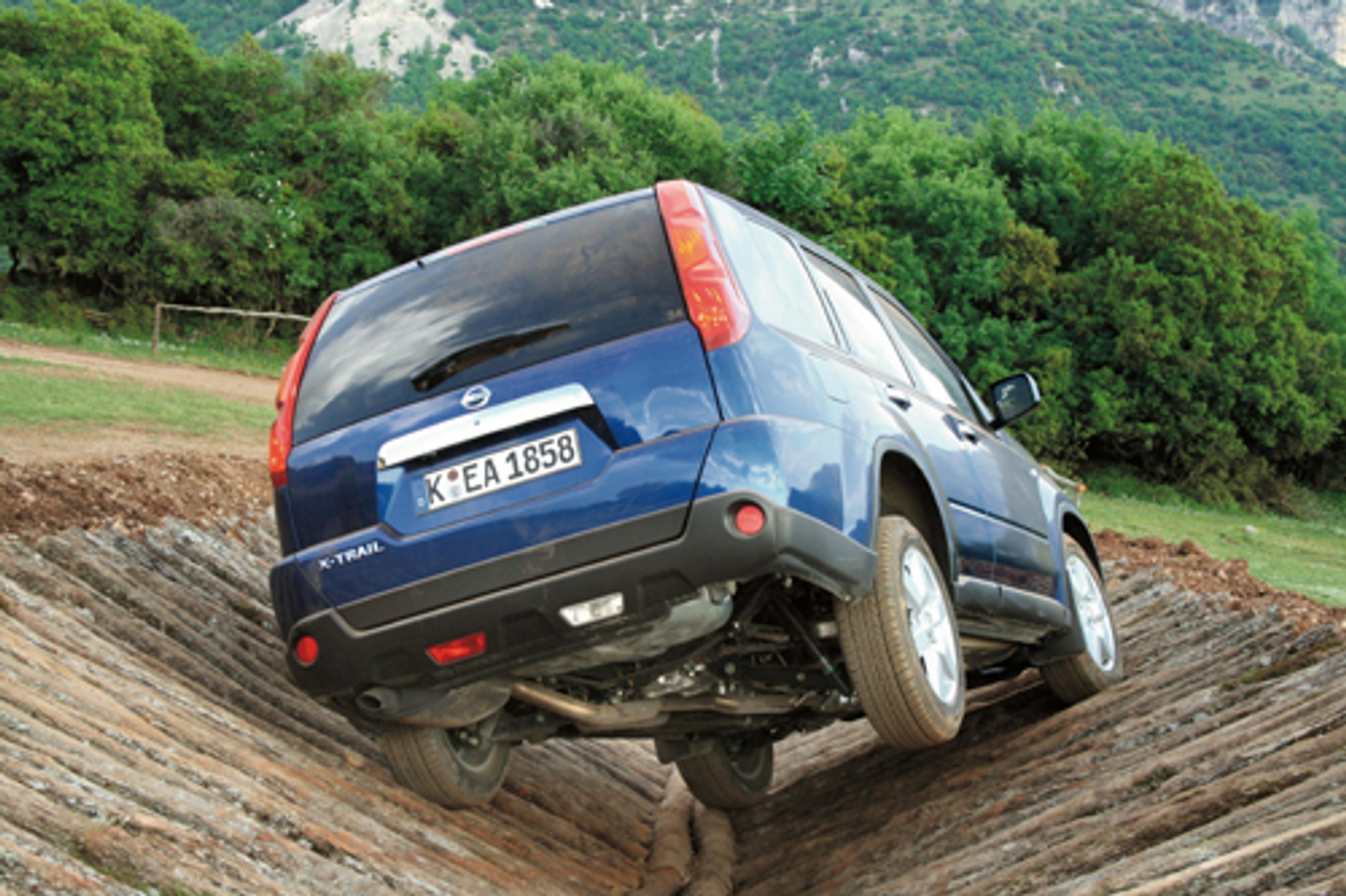 Nissan X-Trail - Niezmieniony tylko z zewnątrz