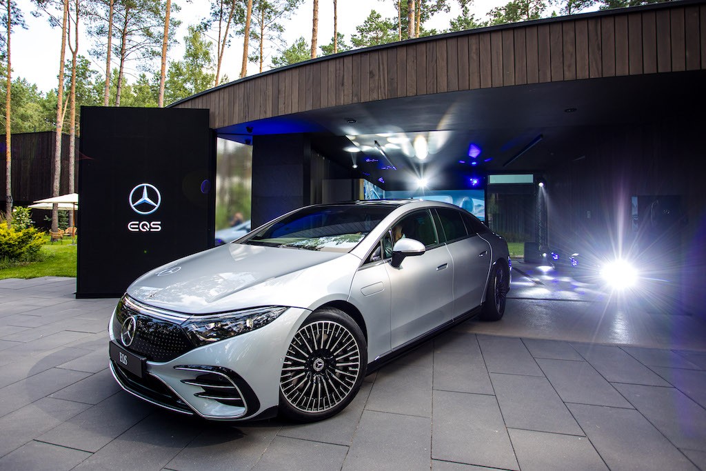 Mercedes EQS