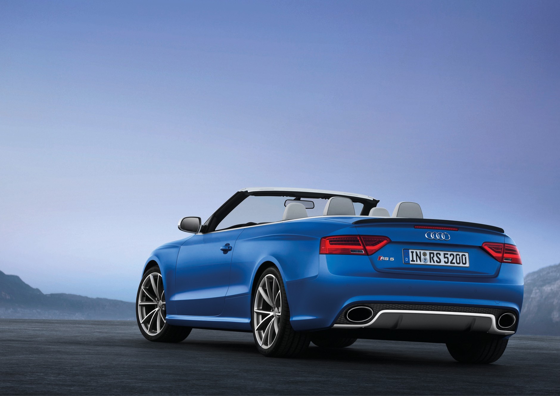 Audi RS5 Cabriolet: sport na świeżym powietrzu
