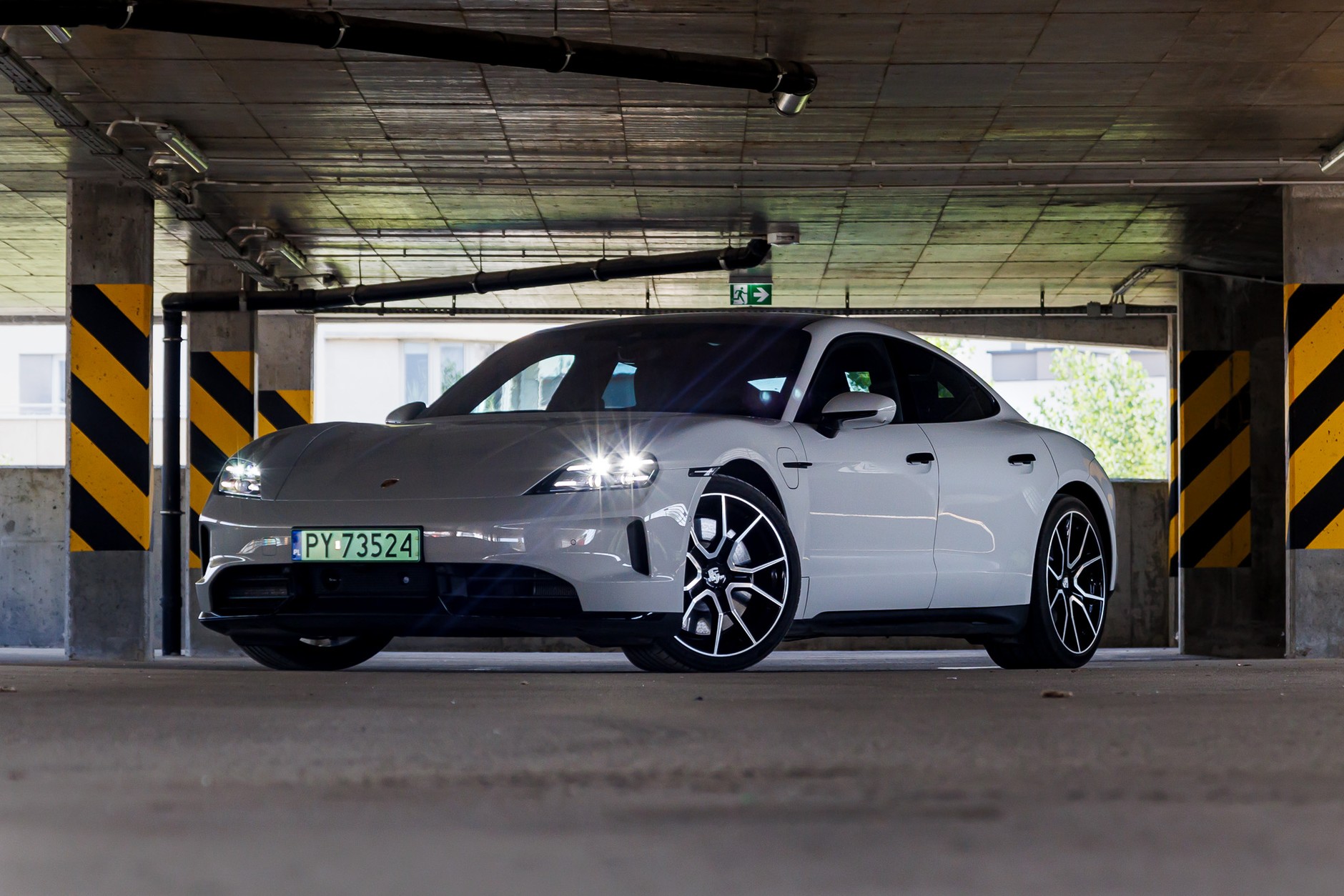 2024 Porsche Taycan 4S