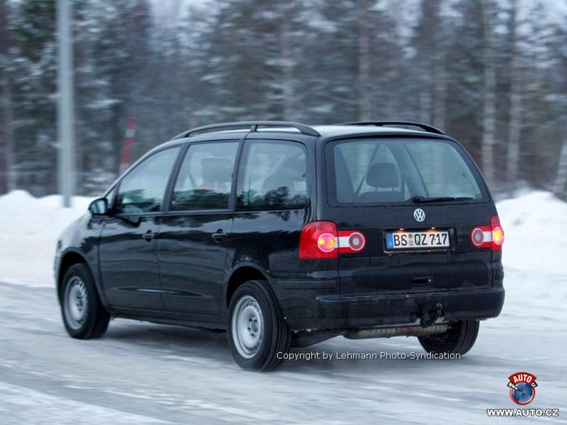 Zdjęcia szpiegowskie: Volkswagen Sharan