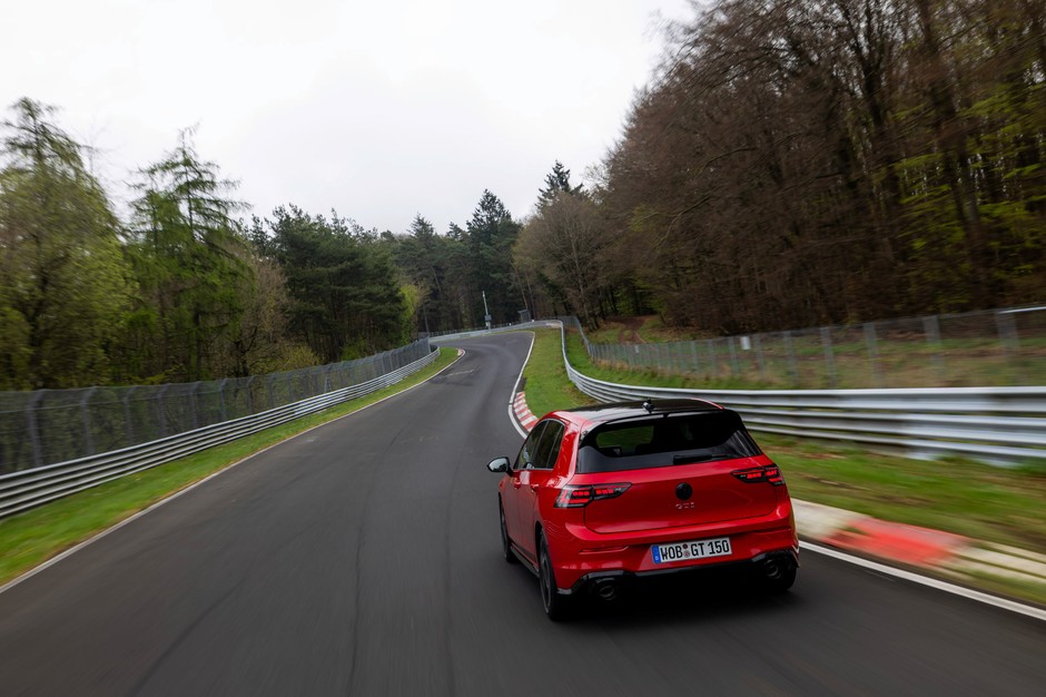 Volkswagen Golf GTI EDITION 50