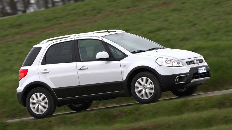 Fiat Sedici: nowy wygląd i silniki (1,6 88 kW a 2,0 JTD 99 kW)
