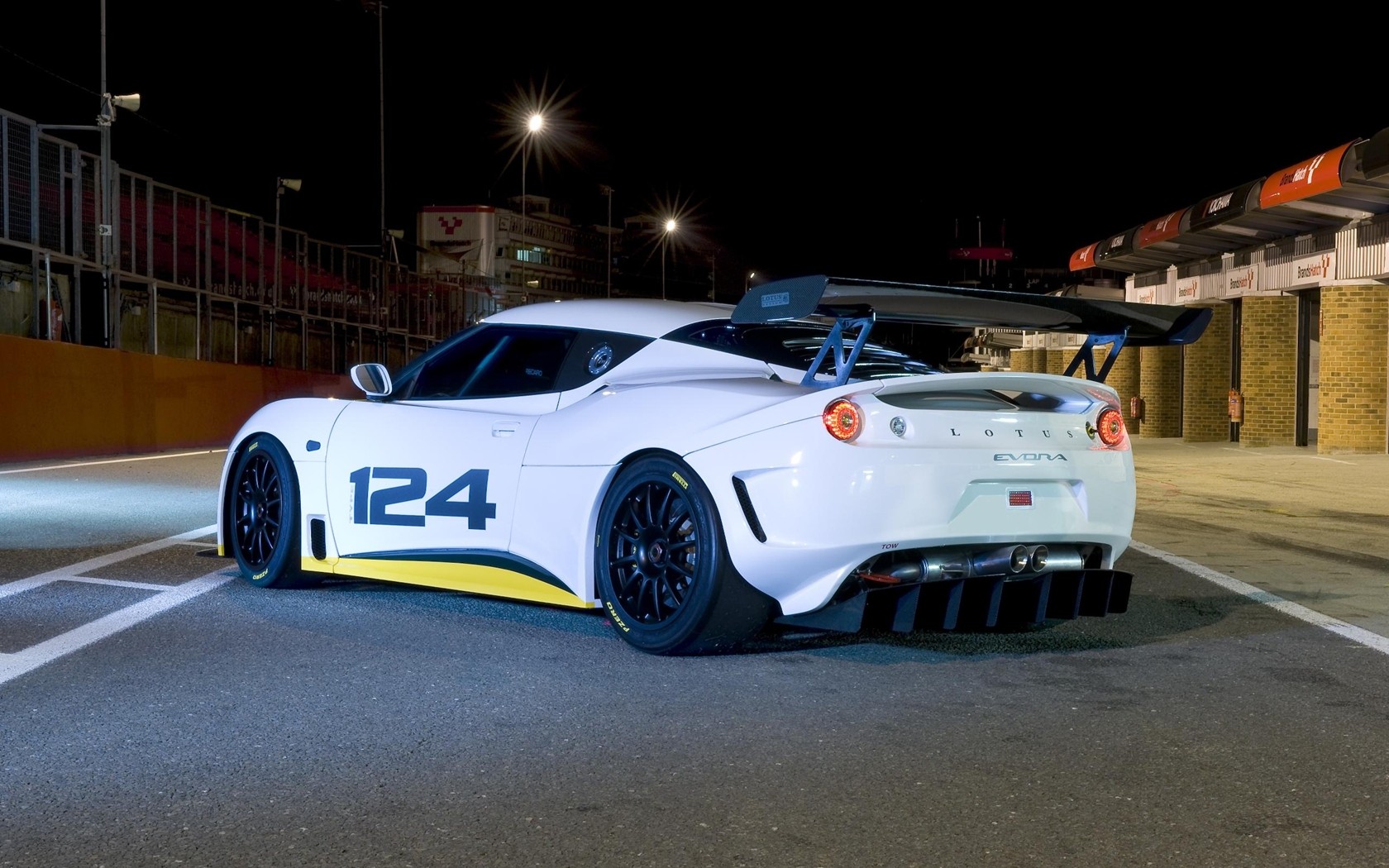 Lotus Evora