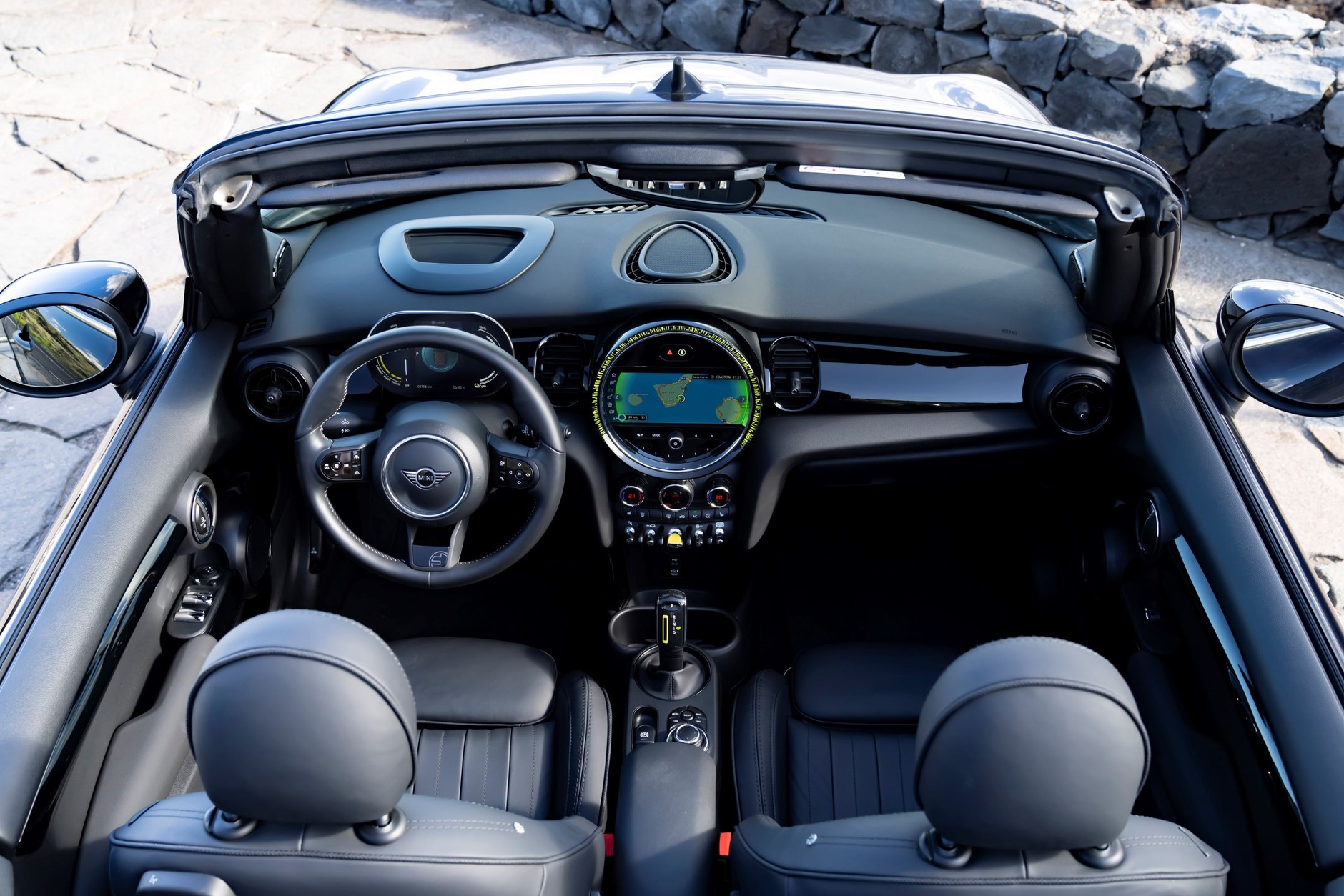 MINI Cooper SE Cabrio (2023 r.)