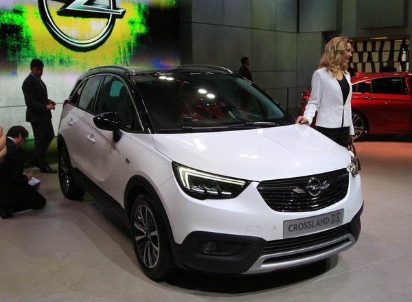 Genewa 2017: Opel Crossland X, czyli konkurent... Mokki
