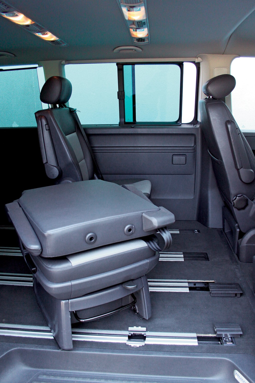 VW Multivan: van bardzo użytkowy