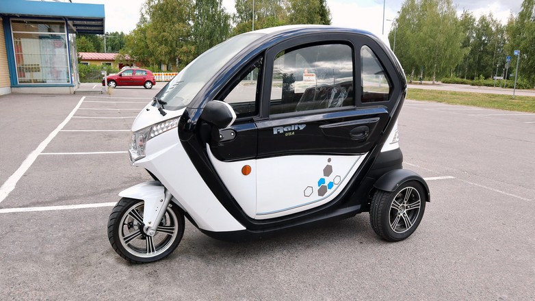 Najdziwniejszy pojazd z floty polskiego rządu. Do czego służy?