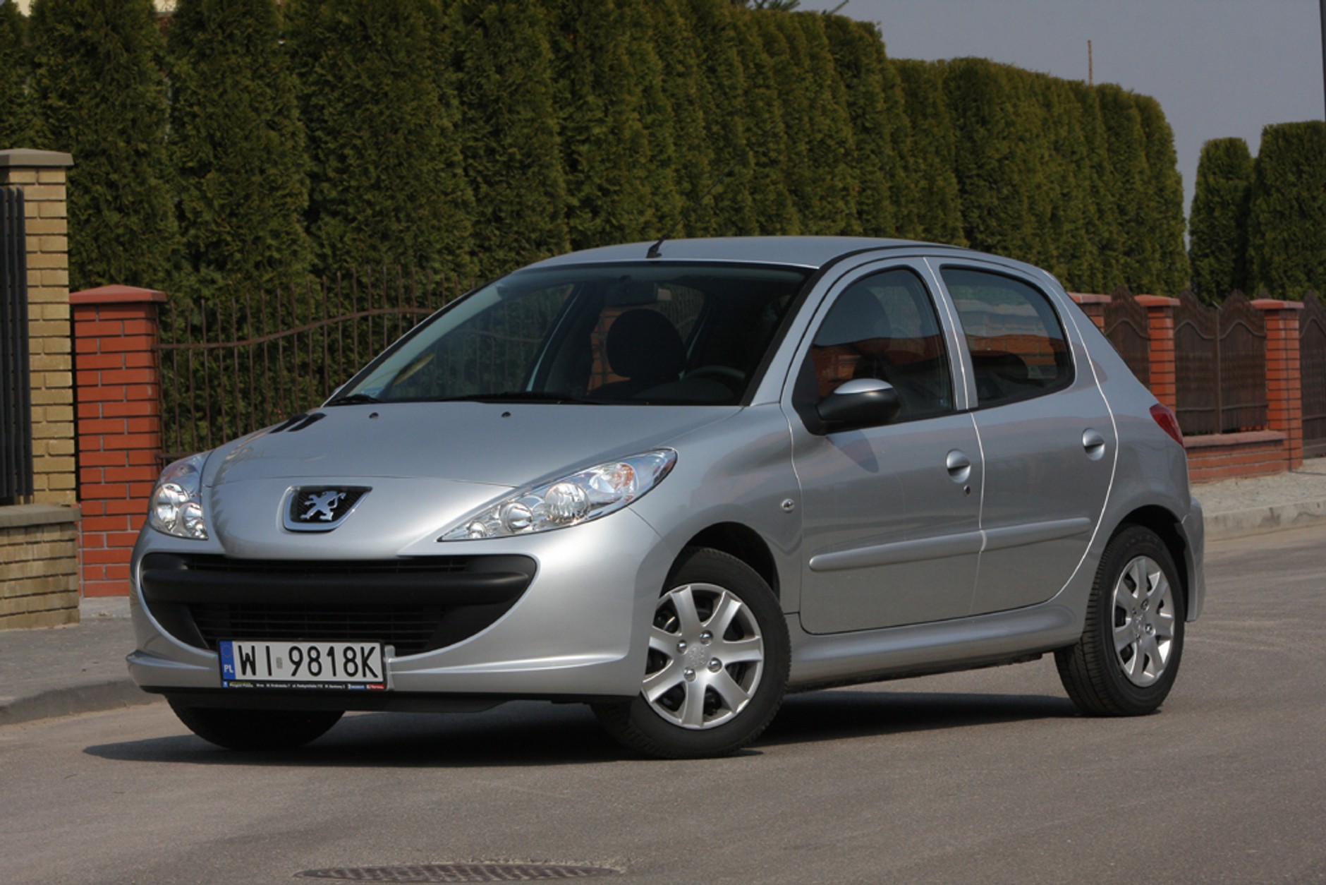 Dwie generacje jednego modelu. Którą warto kupić? Prawdziwe okazje czy pozorne oszczędności?