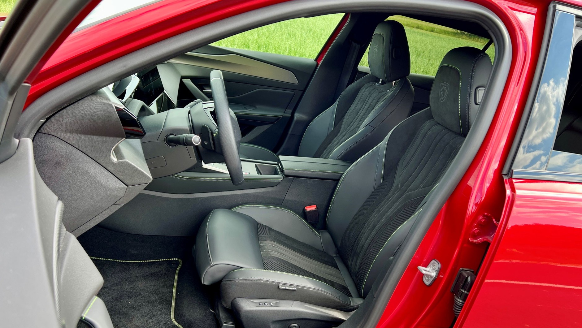 Peugeot 408 (wersja po restylizacji)