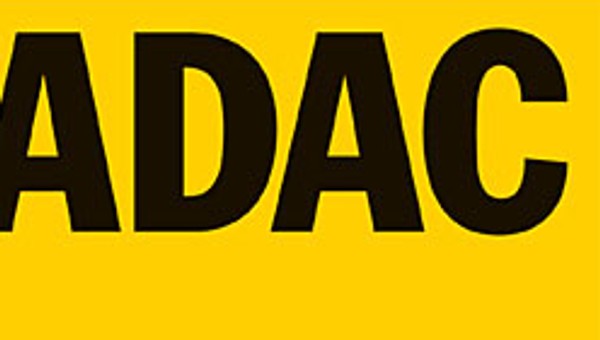 ADAC: test porównawczy ostrzegający przed nieumyślnym zjechaniem z pasa ruchu