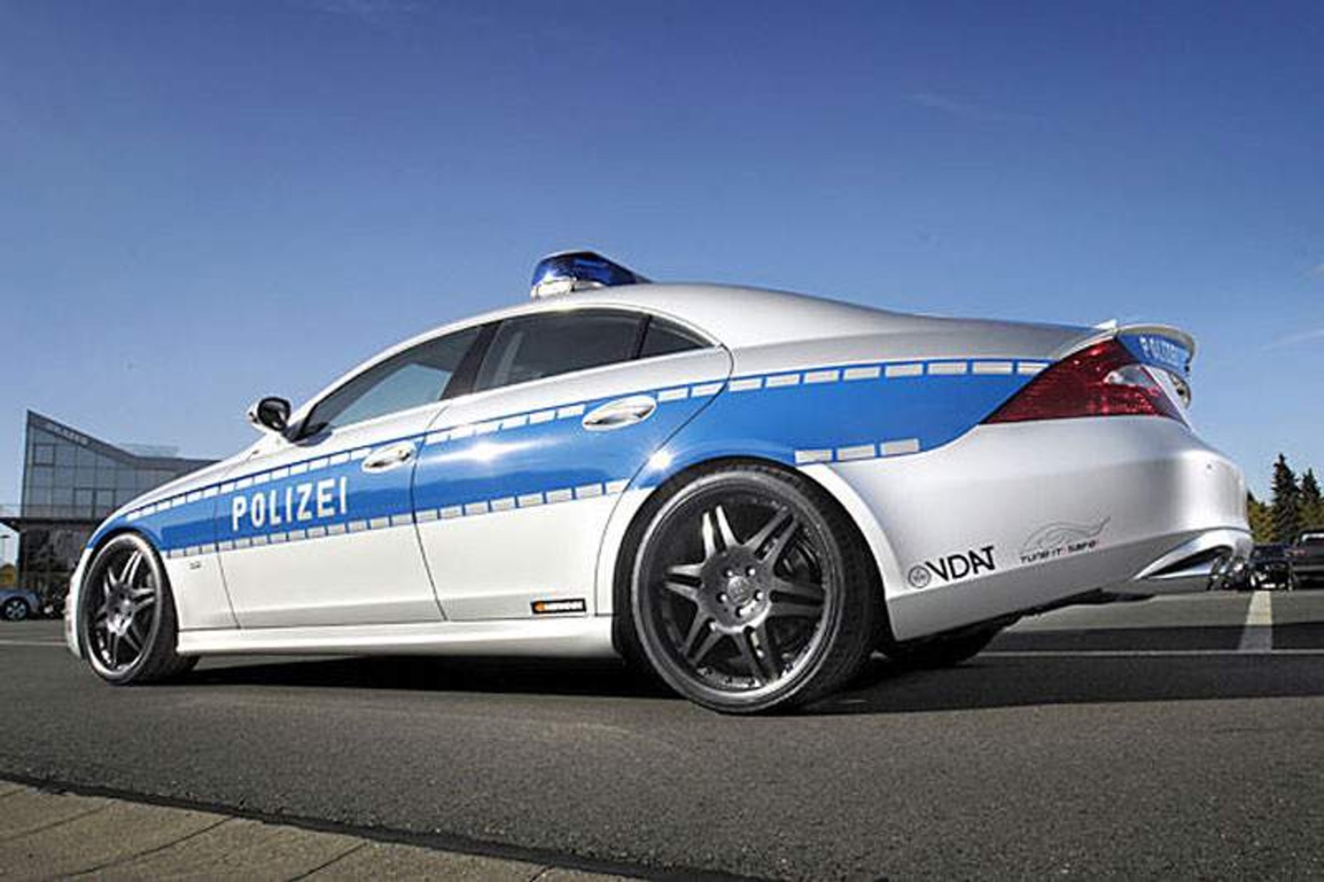 Brabus Rocket – uważaj, bo cię złapią!