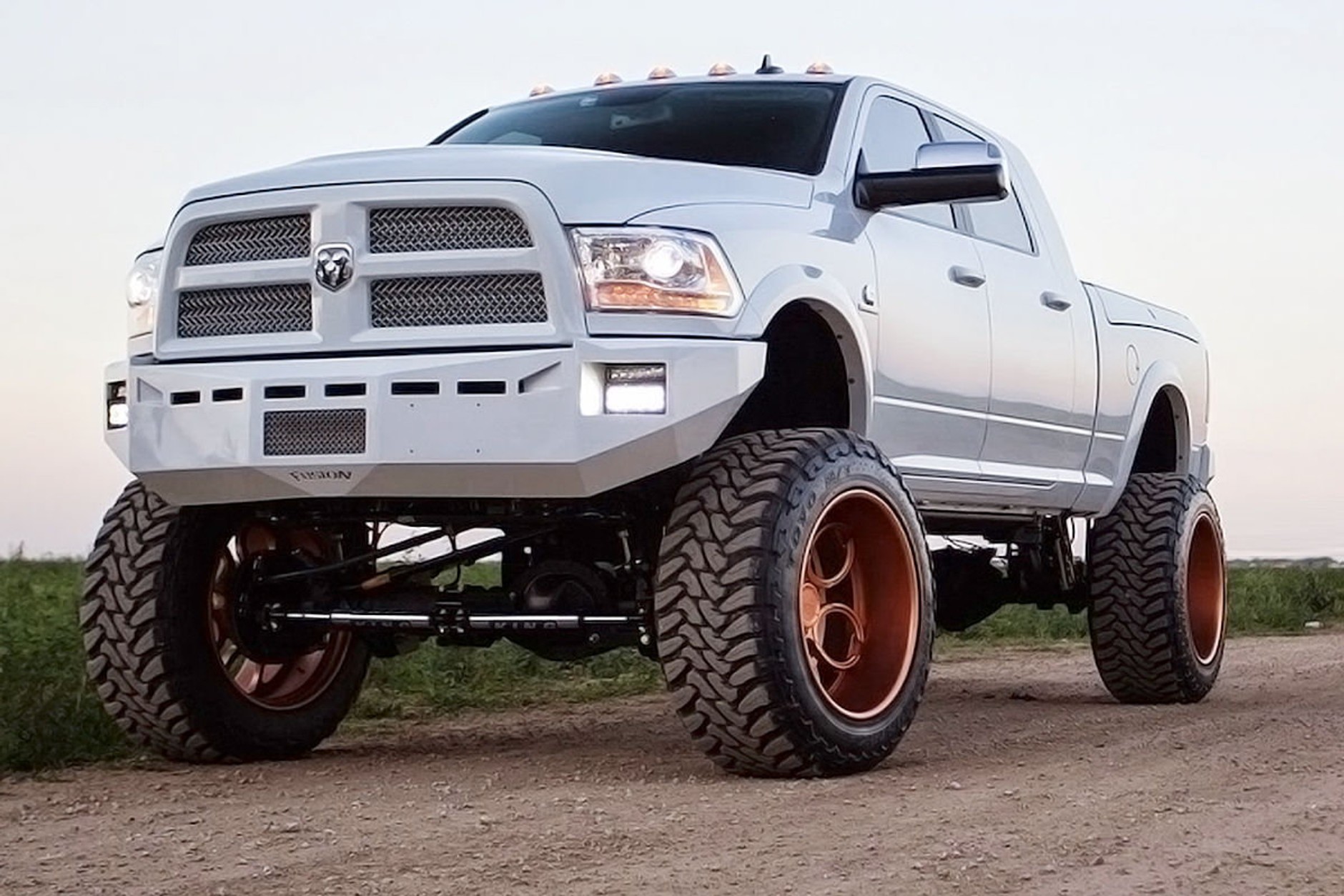 Ram 2500 4x4 Heavy Duty z ADV.1-Wheels