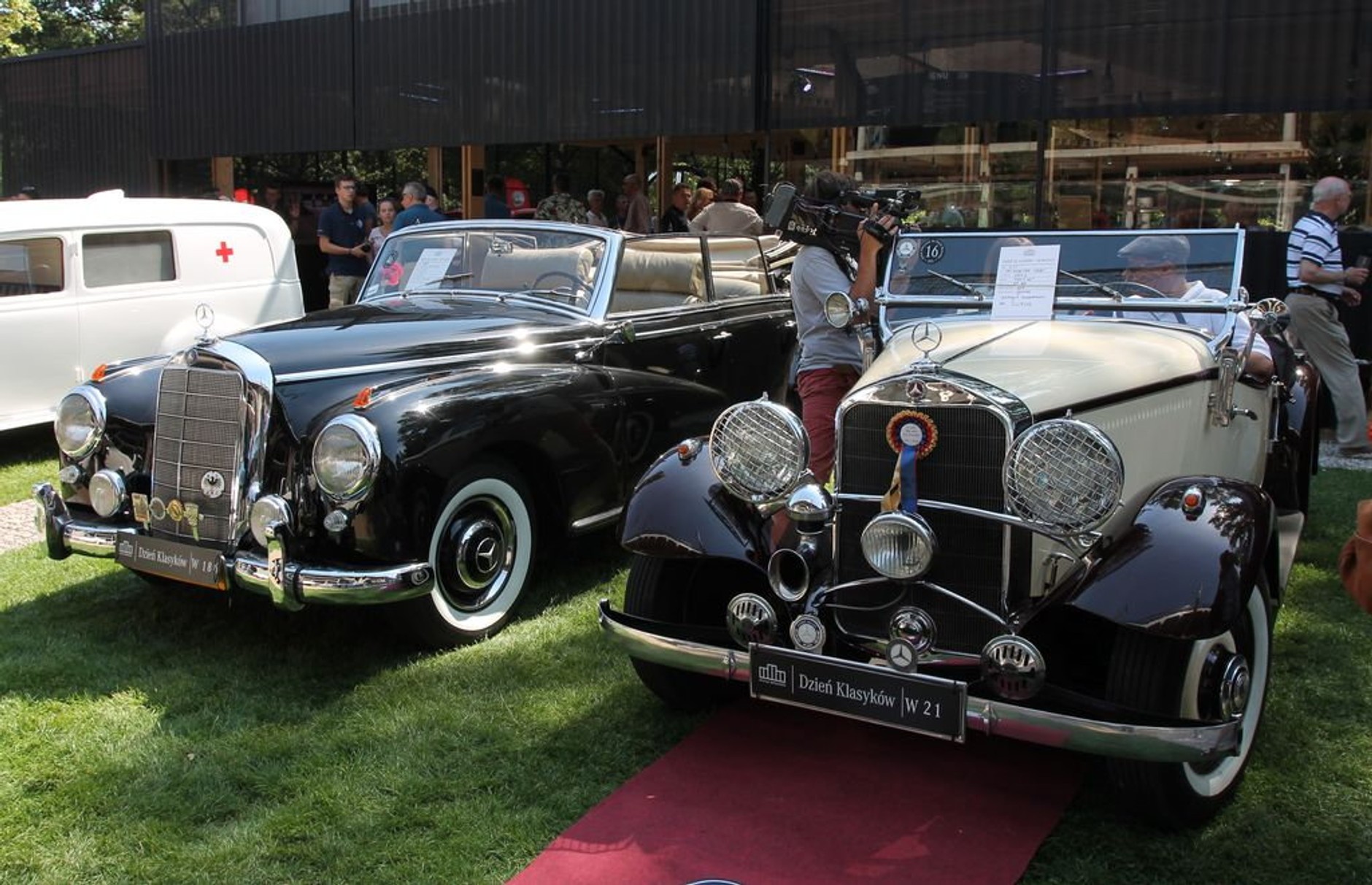 Dzień Klasyków w Stacji Mercedes na warszawskim Powiślu (2.08.2015 r.)