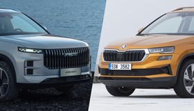 Jaecoo 7 (z lewej) i Skoda Karoq