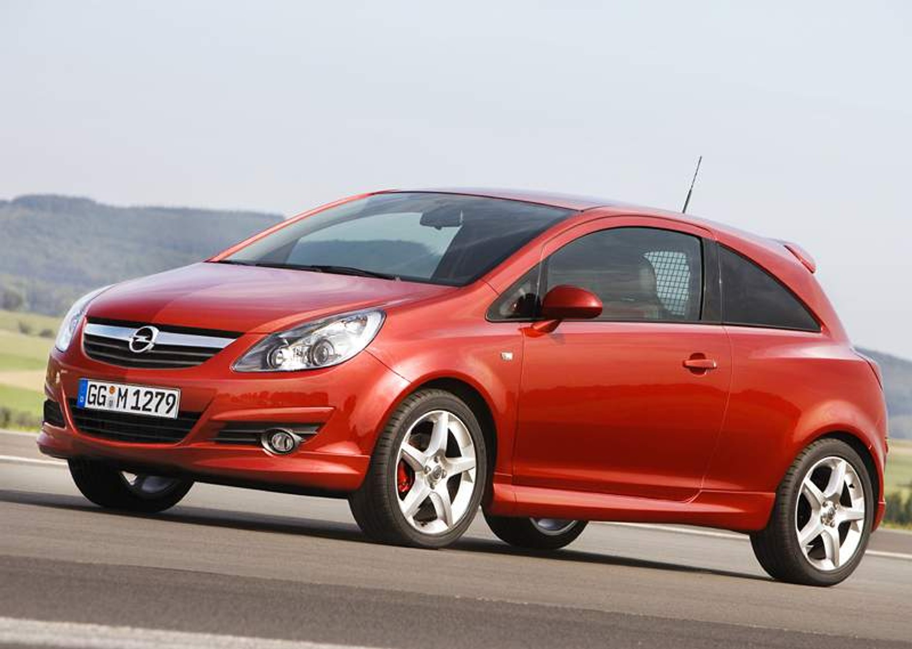 Opel Corsa Van Concept – sportowy dostawczak