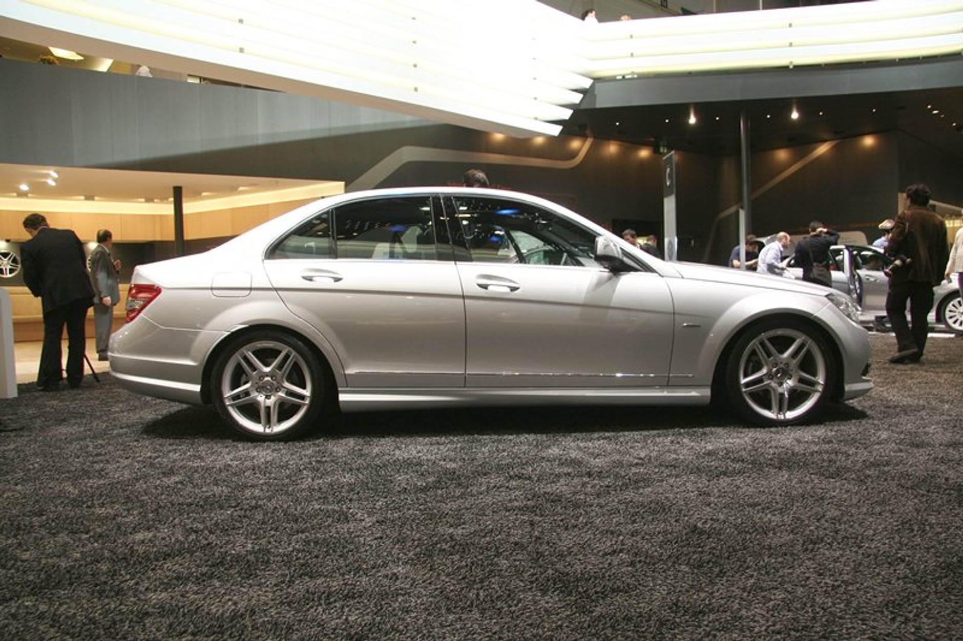 Genewa 2007: kolejne samochody w fotogalerii