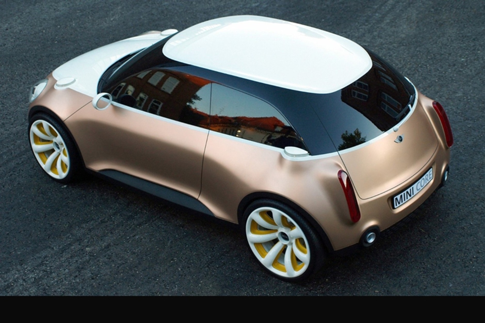 Nowy Mini wygląda… jak nowy!