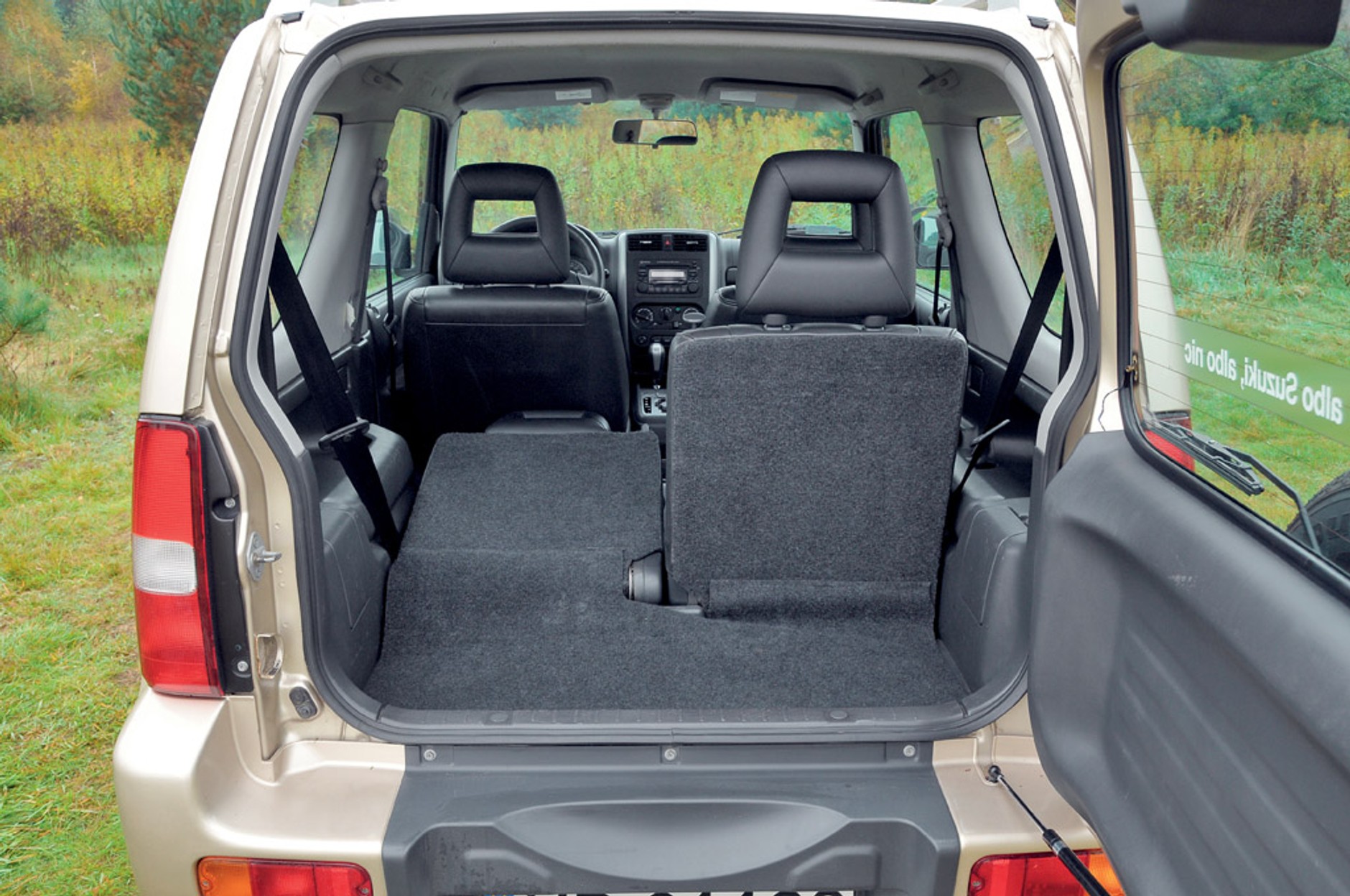 Suzuki Jimny: wdzięczny maluch